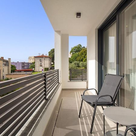 Belinda Apartments With Balcony & Private Parking Opatija Eksteriør billede