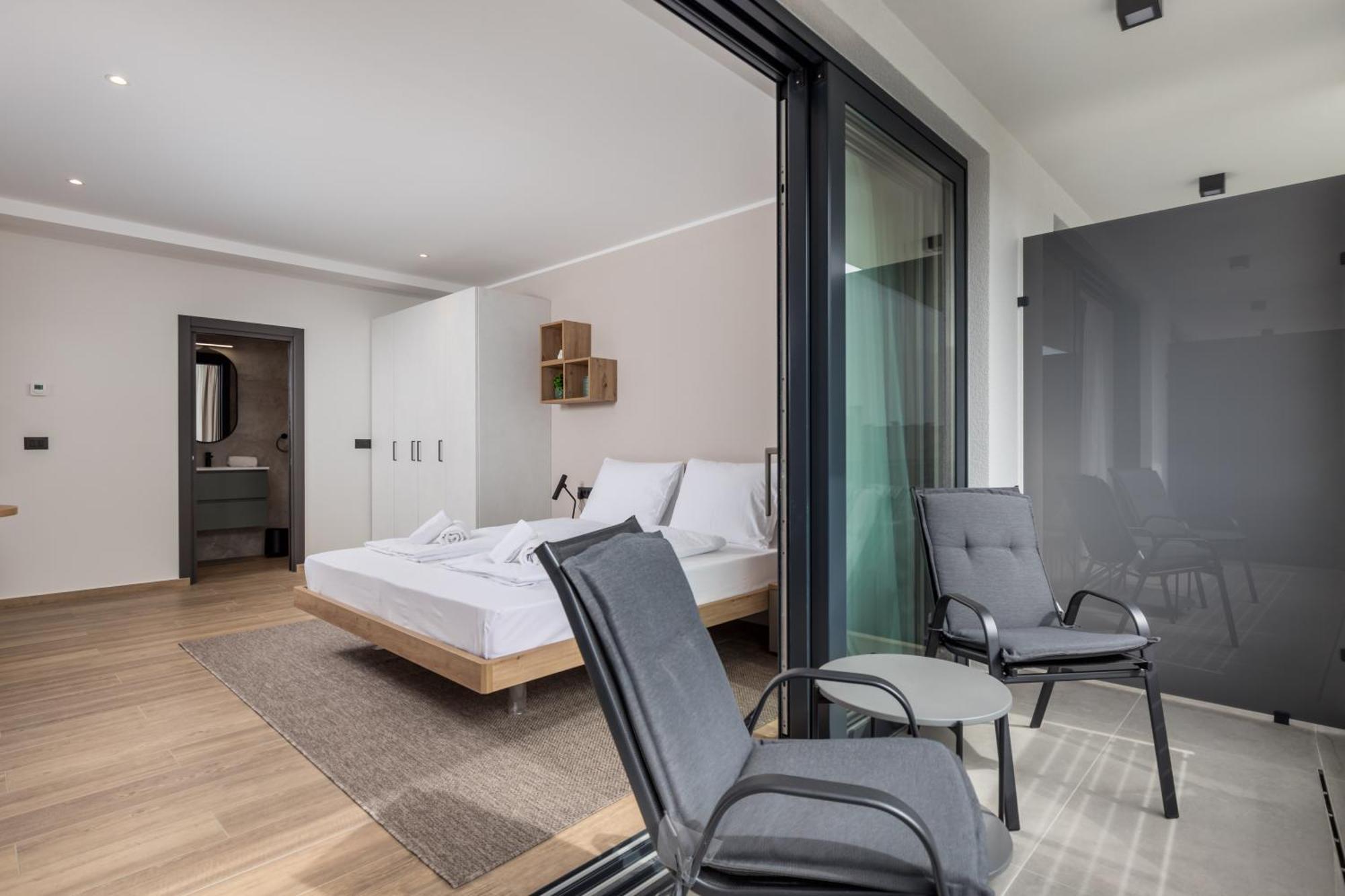 Belinda Apartments With Balcony & Private Parking Opatija Eksteriør billede